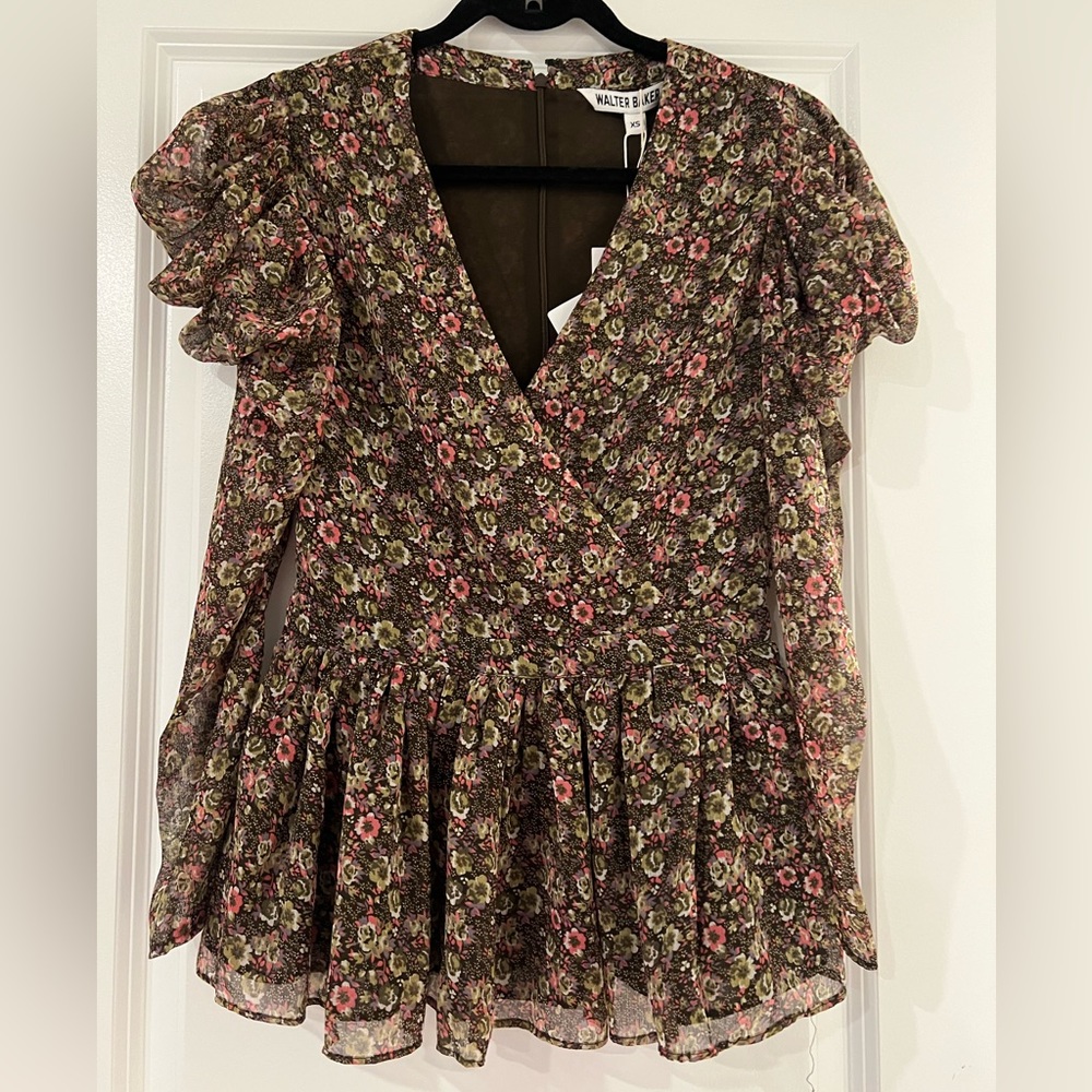 *NWT* Walter Baker peplum top